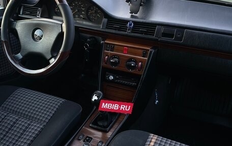 Mercedes-Benz W124, 1992 год, 600 000 рублей, 7 фотография