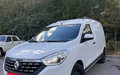 Renault Dokker, 2017 год, 950 000 рублей, 11 фотография