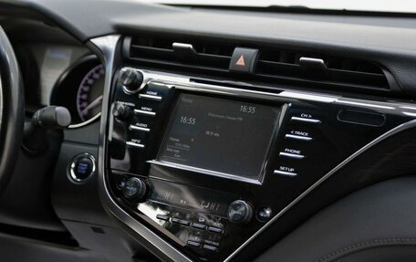 Toyota Camry, 2020 год, 2 645 000 рублей, 8 фотография