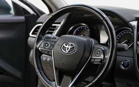 Toyota Camry, 2020 год, 2 645 000 рублей, 7 фотография