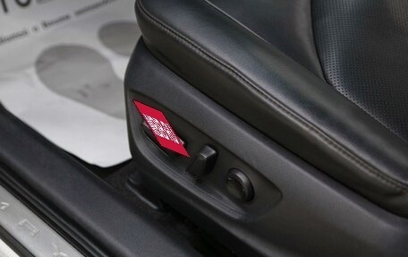 Toyota Camry, 2020 год, 2 645 000 рублей, 10 фотография