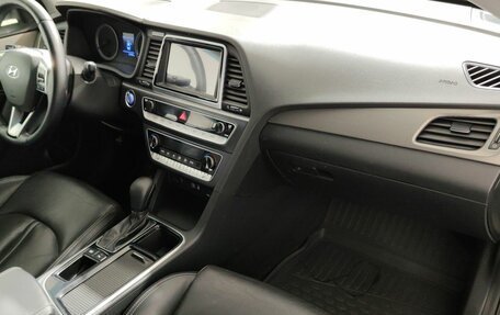 Hyundai Sonata VII, 2019 год, 1 553 000 рублей, 12 фотография