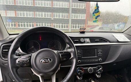 KIA Rio IV, 2020 год, 980 000 рублей, 2 фотография