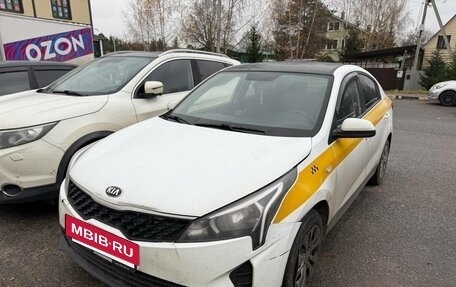 KIA Rio IV, 2020 год, 980 000 рублей, 4 фотография
