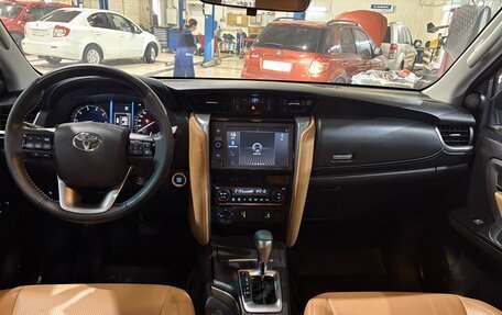 Toyota Fortuner II, 2023 год, 5 300 000 рублей, 3 фотография