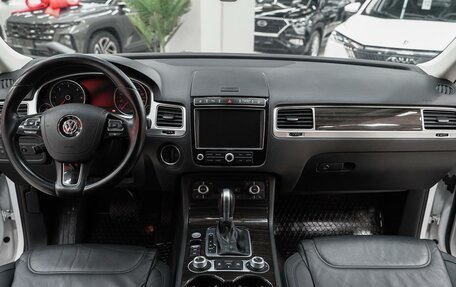 Volkswagen Touareg III, 2014 год, 2 290 000 рублей, 12 фотография