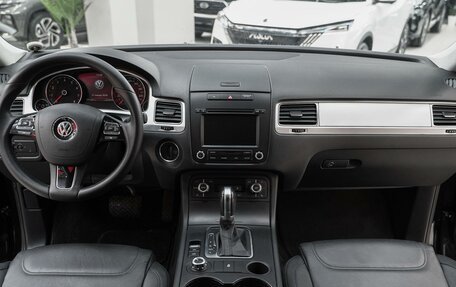 Volkswagen Touareg III, 2012 год, 1 790 000 рублей, 12 фотография