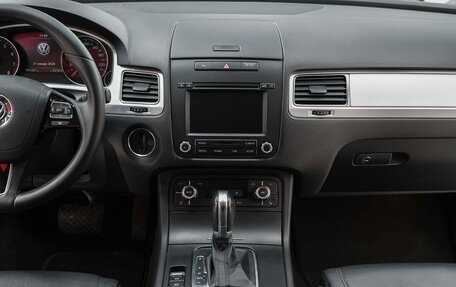 Volkswagen Touareg III, 2012 год, 1 790 000 рублей, 13 фотография