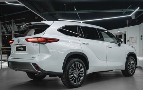 Toyota Highlander, 2025 год, 5 350 000 рублей, 8 фотография