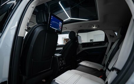 Porsche Cayenne III, 2025 год, 18 840 000 рублей, 19 фотография