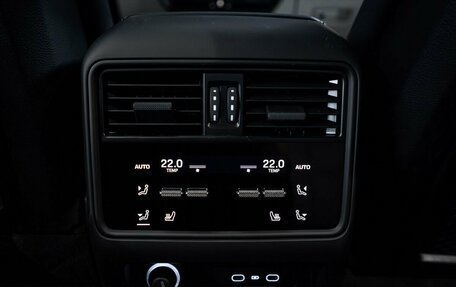 Porsche Cayenne III, 2025 год, 18 840 000 рублей, 31 фотография