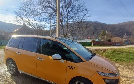 Citroen C4 Picasso II рестайлинг, 2018 год, 800 000 рублей, 2 фотография