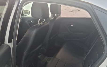 Volkswagen Polo VI (EU Market), 2015 год, 600 000 рублей, 5 фотография