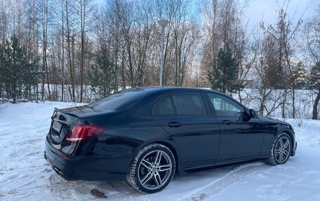 Mercedes-Benz E-Класс, 2019 год, 4 200 000 рублей, 7 фотография