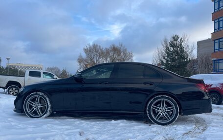Mercedes-Benz E-Класс, 2019 год, 4 200 000 рублей, 4 фотография
