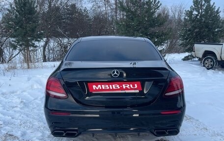 Mercedes-Benz E-Класс, 2019 год, 4 200 000 рублей, 14 фотография