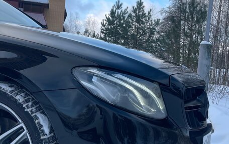 Mercedes-Benz E-Класс, 2019 год, 4 200 000 рублей, 20 фотография