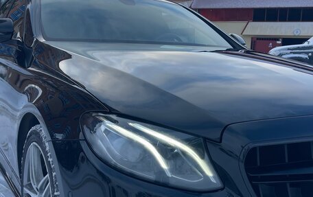 Mercedes-Benz E-Класс, 2019 год, 4 200 000 рублей, 21 фотография