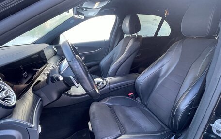 Mercedes-Benz E-Класс, 2019 год, 4 200 000 рублей, 25 фотография