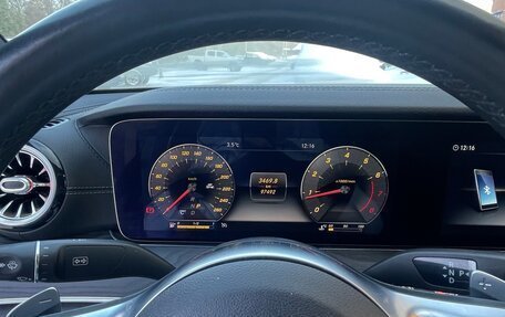 Mercedes-Benz E-Класс, 2019 год, 4 200 000 рублей, 24 фотография