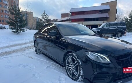 Mercedes-Benz E-Класс, 2019 год, 4 200 000 рублей, 9 фотография