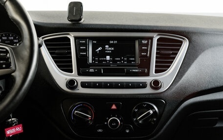 Hyundai Solaris II рестайлинг, 2019 год, 1 210 000 рублей, 18 фотография