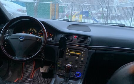 Volvo S80 II рестайлинг 2, 2000 год, 550 000 рублей, 3 фотография