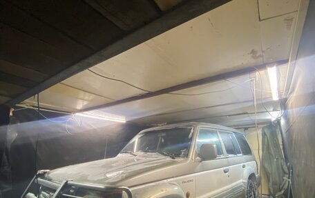 Mitsubishi Pajero III рестайлинг, 1992 год, 300 000 рублей, 4 фотография