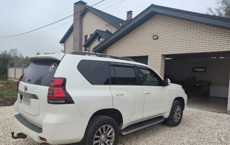 Toyota Land Cruiser Prado 150 рестайлинг 2, 2018 год, 4 800 000 рублей, 17 фотография