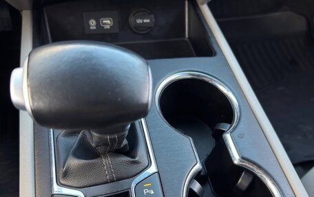 KIA Carnival III, 2020 год, 2 900 000 рублей, 10 фотография