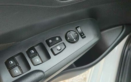 Hyundai Solaris II рестайлинг, 2021 год, 1 700 000 рублей, 5 фотография