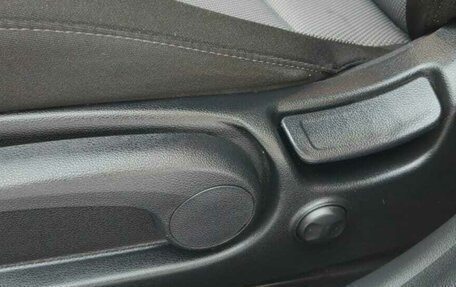 Hyundai Solaris II рестайлинг, 2021 год, 1 700 000 рублей, 15 фотография