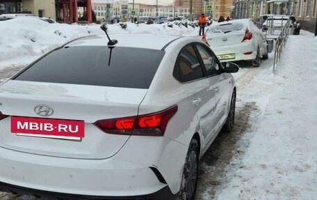 Hyundai Solaris II рестайлинг, 2021 год, 1 700 000 рублей, 4 фотография