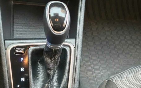 Hyundai Solaris II рестайлинг, 2021 год, 1 700 000 рублей, 17 фотография