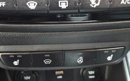 Hyundai Solaris II рестайлинг, 2021 год, 1 700 000 рублей, 21 фотография