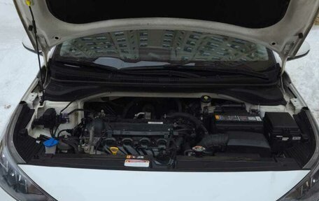 Hyundai Solaris II рестайлинг, 2021 год, 1 700 000 рублей, 20 фотография