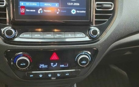 Hyundai Solaris II рестайлинг, 2021 год, 1 700 000 рублей, 26 фотография