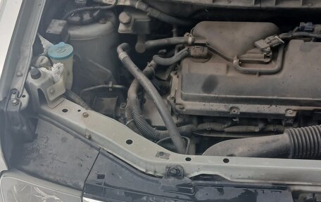 Nissan Cube II, 2002 год, 570 000 рублей, 11 фотография