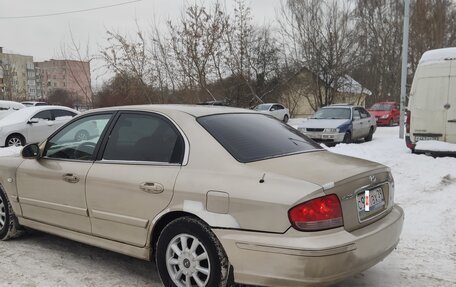 Hyundai Sonata IV рестайлинг, 2002 год, 270 000 рублей, 4 фотография