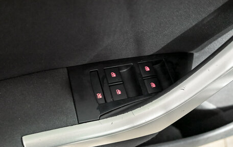 Opel Astra J, 2011 год, 720 000 рублей, 13 фотография