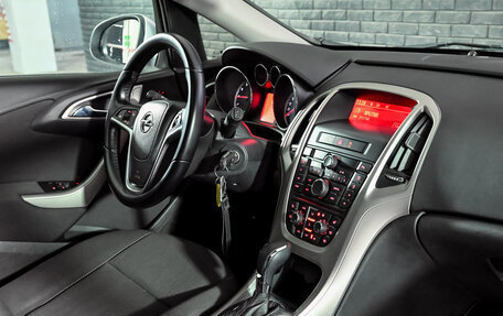 Opel Astra J, 2011 год, 720 000 рублей, 15 фотография