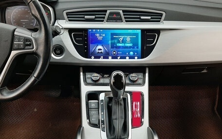 Geely Atlas I, 2019 год, 1 680 000 рублей, 15 фотография