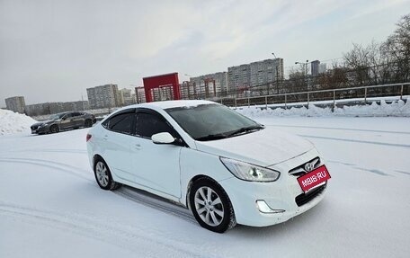Hyundai Solaris II рестайлинг, 2014 год, 800 000 рублей, 5 фотография