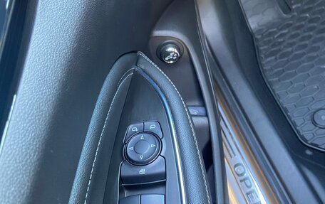 Opel Insignia II рестайлинг, 2018 год, 1 700 000 рублей, 16 фотография