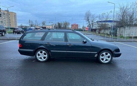 Mercedes-Benz E-Класс, 2002 год, 575 000 рублей, 4 фотография