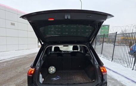 Volkswagen Tiguan II, 2020 год, 2 690 000 рублей, 4 фотография