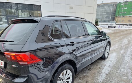 Volkswagen Tiguan II, 2020 год, 2 690 000 рублей, 5 фотография