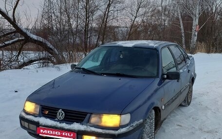 Volkswagen Passat B4, 1995 год, 250 000 рублей, 2 фотография
