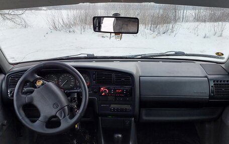 Volkswagen Passat B4, 1995 год, 250 000 рублей, 6 фотография