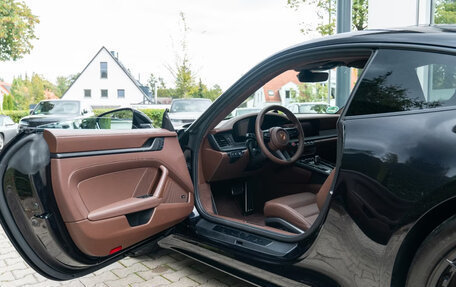 Porsche 911, 2025 год, 27 200 000 рублей, 20 фотография